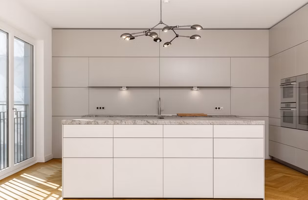 Schlüter 18 – Berlin-Charlottenburg – Bulthaupt Einbaucküche im offenen Wohn-Küchen-Essbereich | WE 11