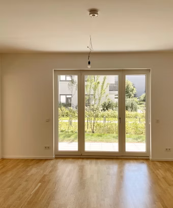 Am Winterfeldt – Berlin-Schöneberg – Wohn-Küchen-Essbereich mit Blick zum Innenhof