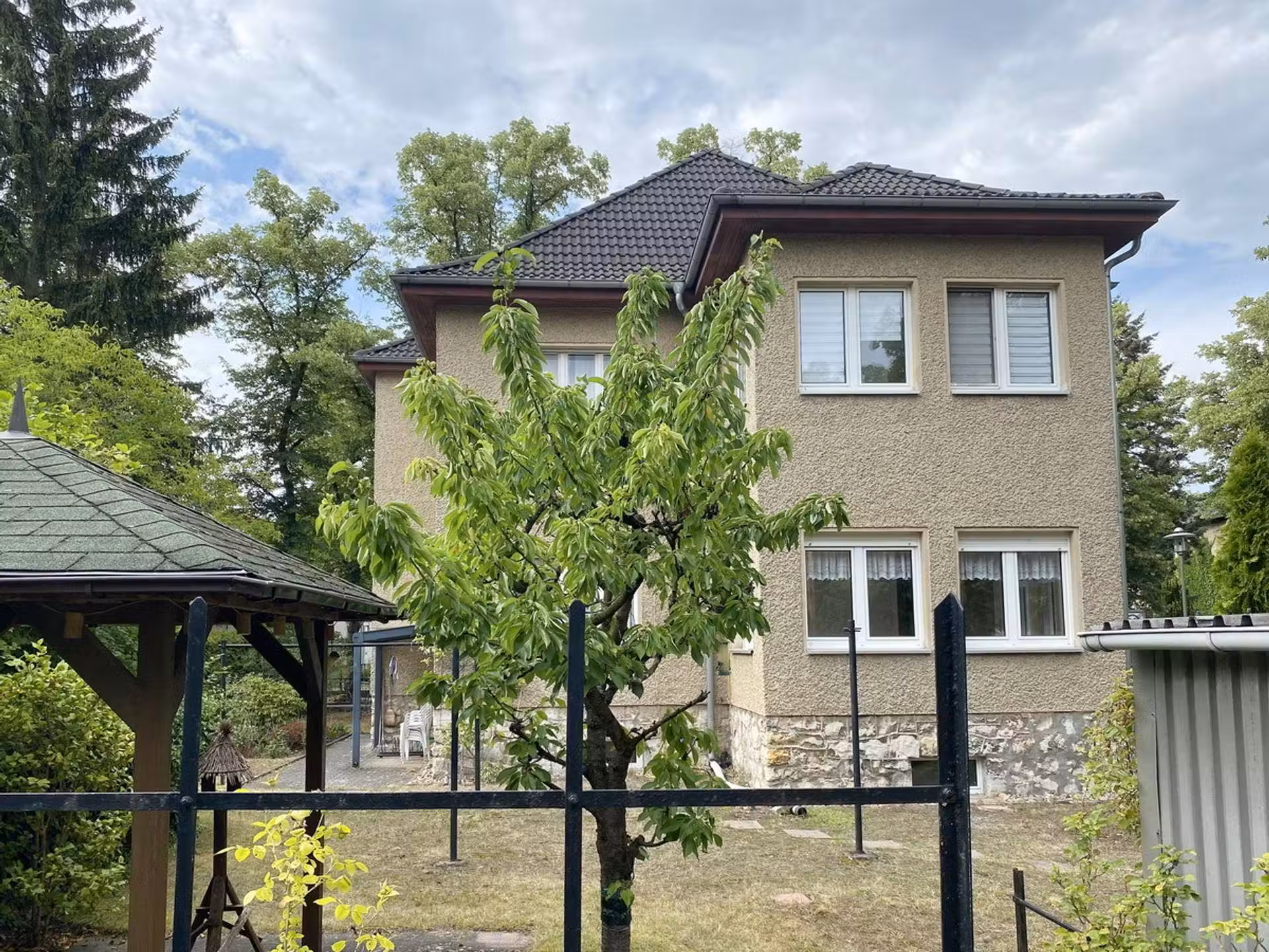 Zweifamilienhaus in Zeuthen – flexibel für Familie & Kapitalanlage