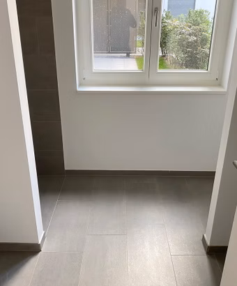 Am Winterfeldt – Berlin-Schöneberg – Bad mit Fenster