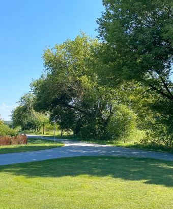 Neue Feldstraße / Siedlerweg