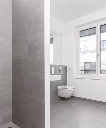 Am Park Potsdam – Potsdam – Bad 1 mit Dusche, Waschtisch und WC